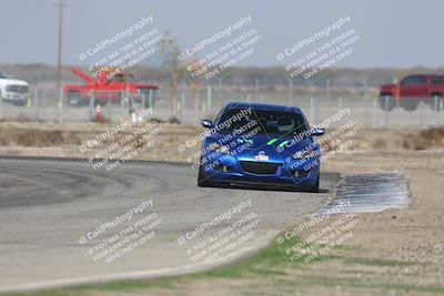 media/Oct-25-2025-CalClub SCCA (Sat) [[34c778dfbe]]/Group 2/Qualifying/